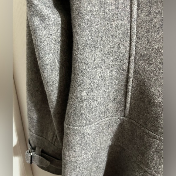 Guess Vintage Wool Gray Peacoat - Picture 16 of 16
